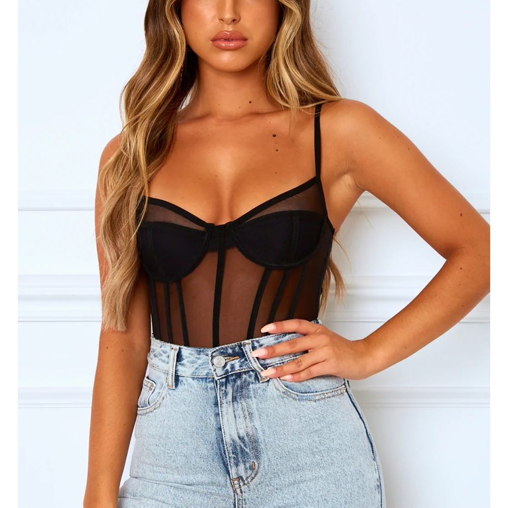 White Fox Boutique “she’s a muse” bodysuit